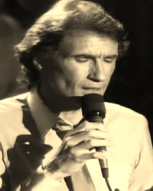 Live concert by The Righteous Brothers